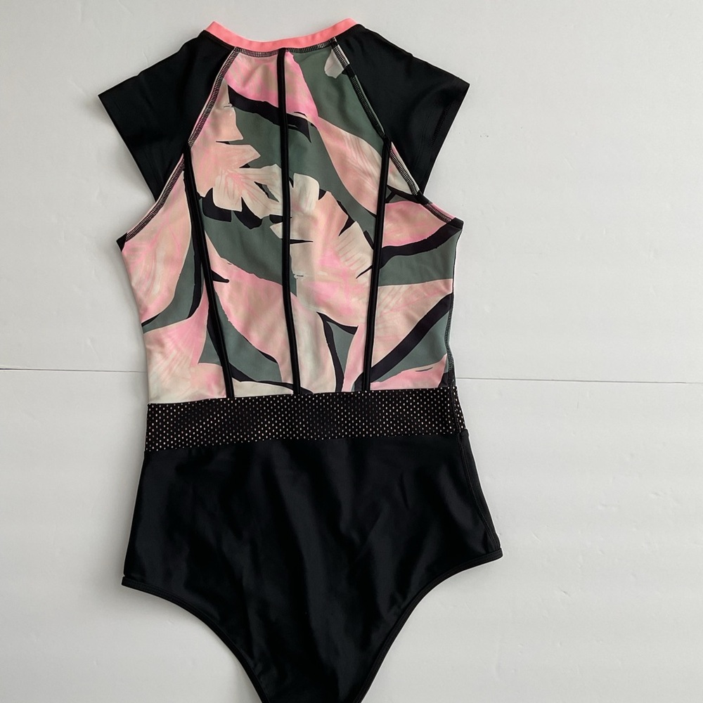 Body Glove Size XS Stand Up Paddle Suit One Piece Cactus Black Floral - Picture 2 of 7